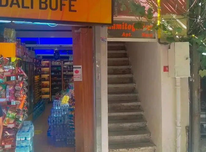 2 Bedrooms Area Located 1floor *