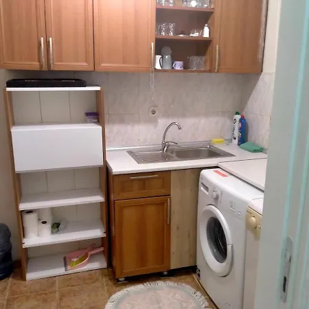 2 Bedrooms Area Located 1floor Stambuł