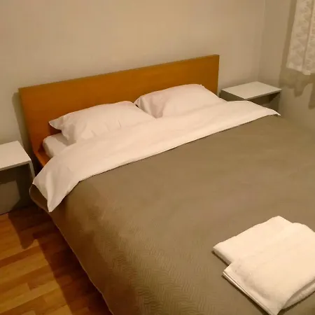 2 Bedrooms Area Located 1floor Apartament *